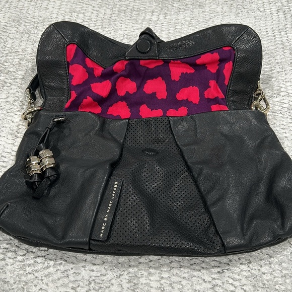 Marc by Marc Jacobs Handbag - Picture 3 of 8
